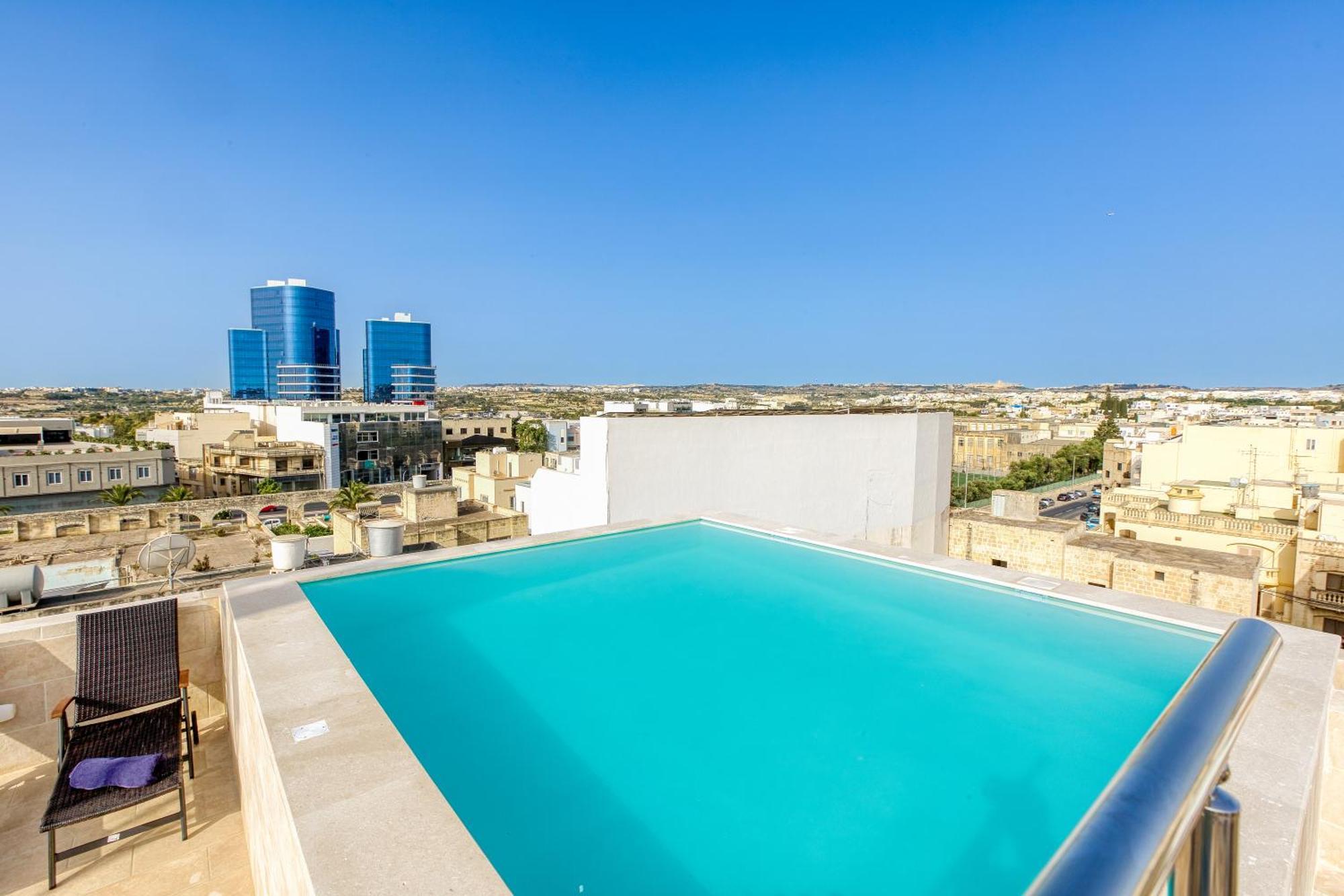 Annitchka Mansions - Penthouse In Central Malta Birkirkara Zewnętrze zdjęcie